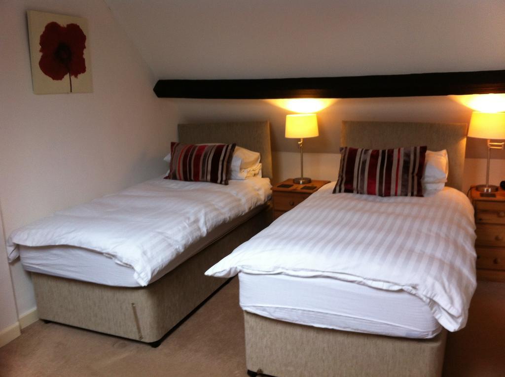 Burcott Mill Guesthouse Wells Exterior foto